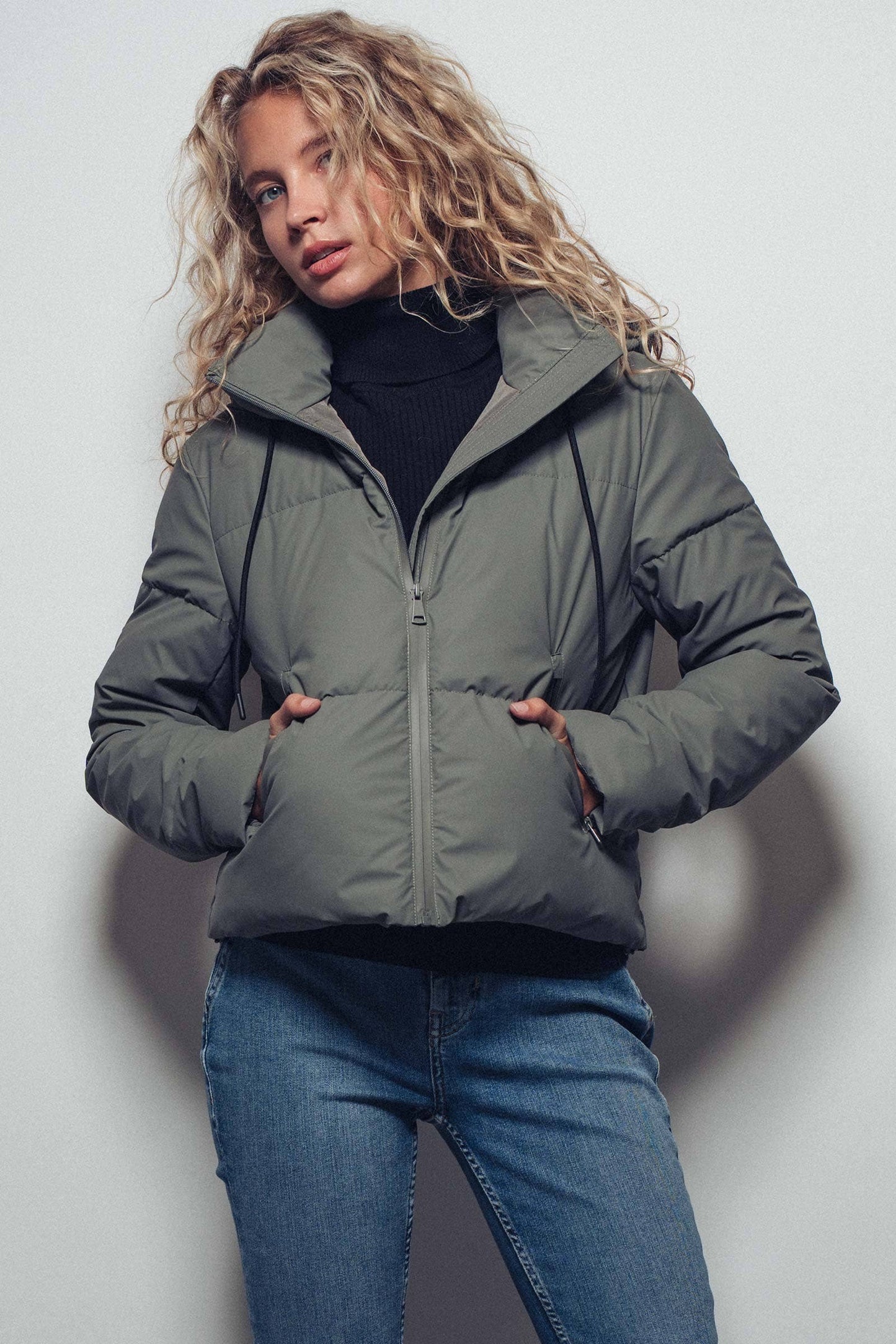 Cozy Drawstring Hooded Puffer Jacket: Sage