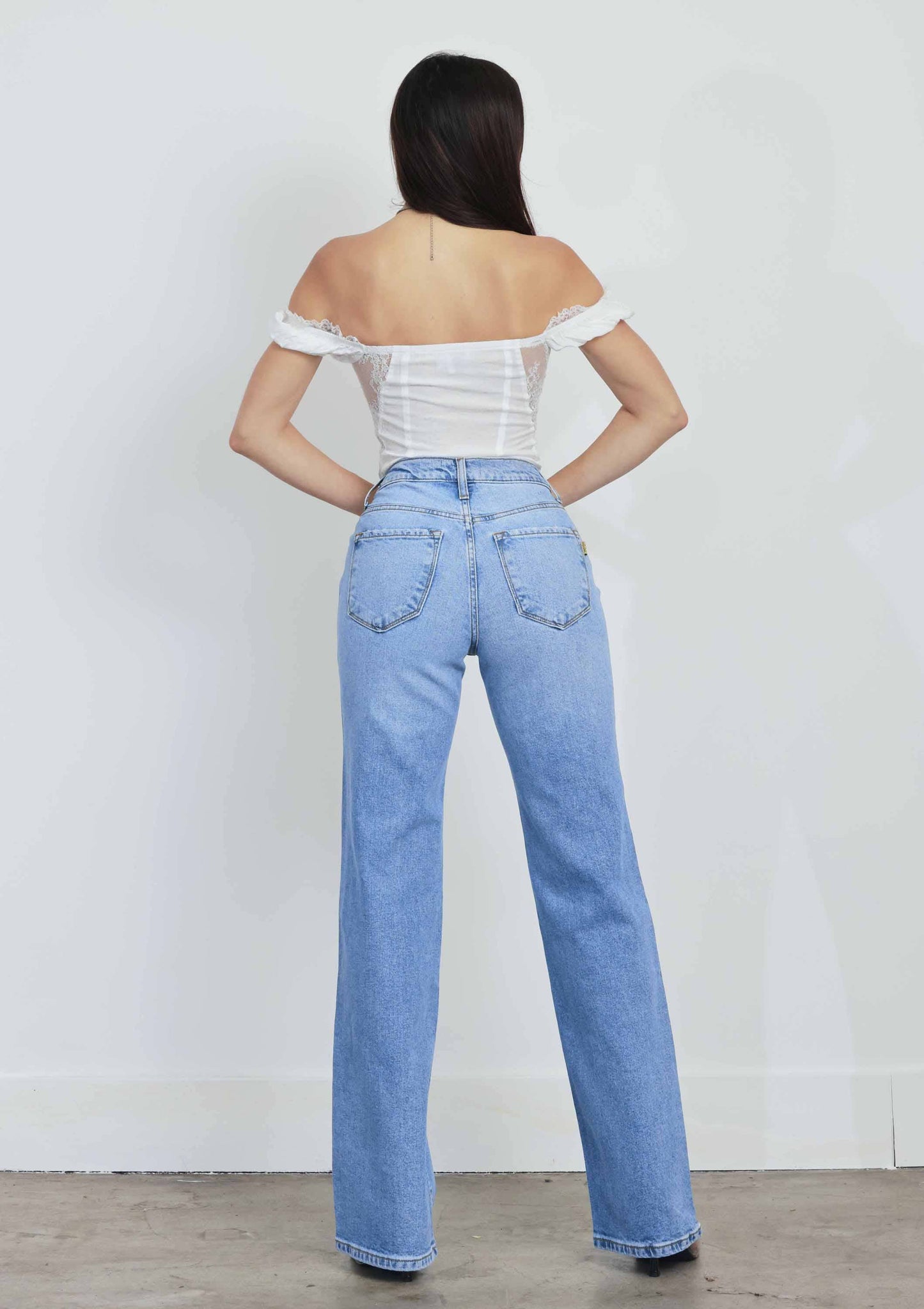 Romy Wide Jeans