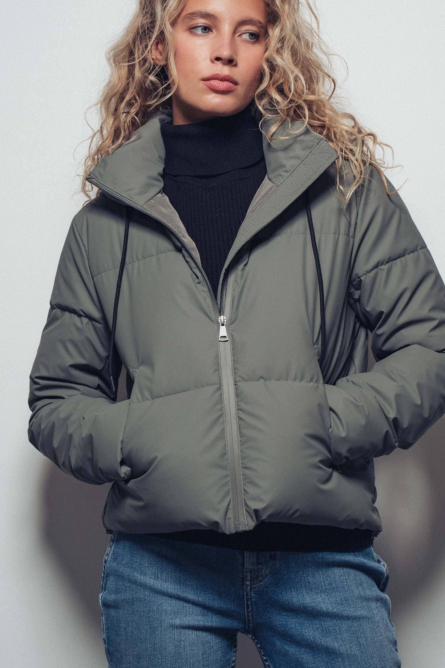 Cozy Drawstring Hooded Puffer Jacket: Sage