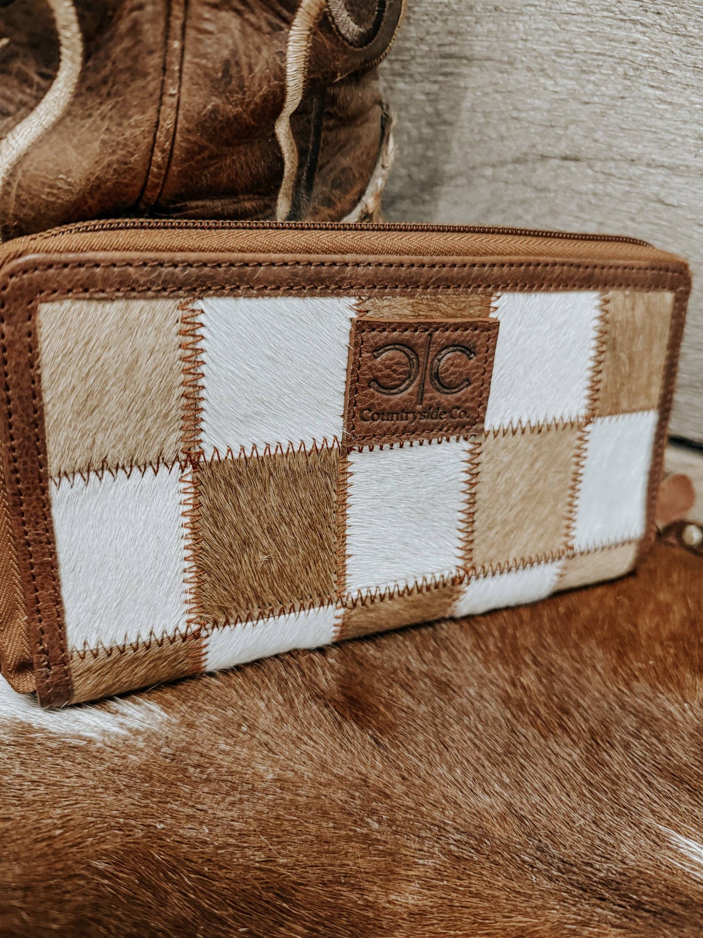 Checkered Cowhide Wallet Brown