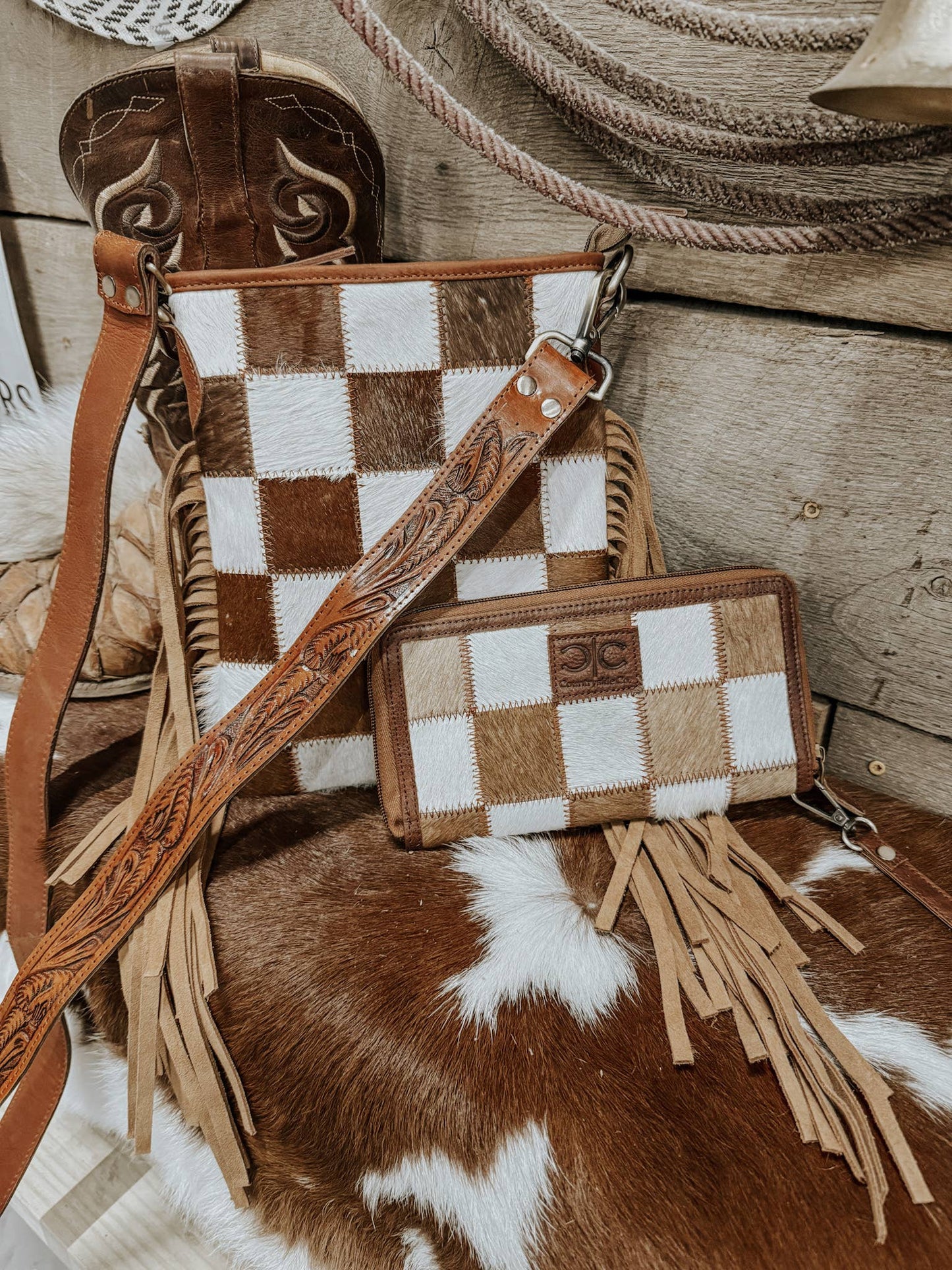 Checkered Cowhide Wallet Brown