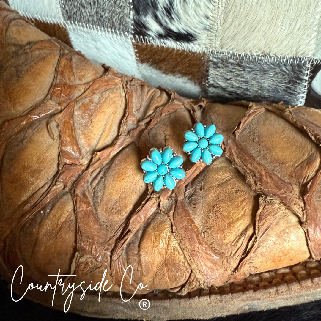 Dainty Flower Earring