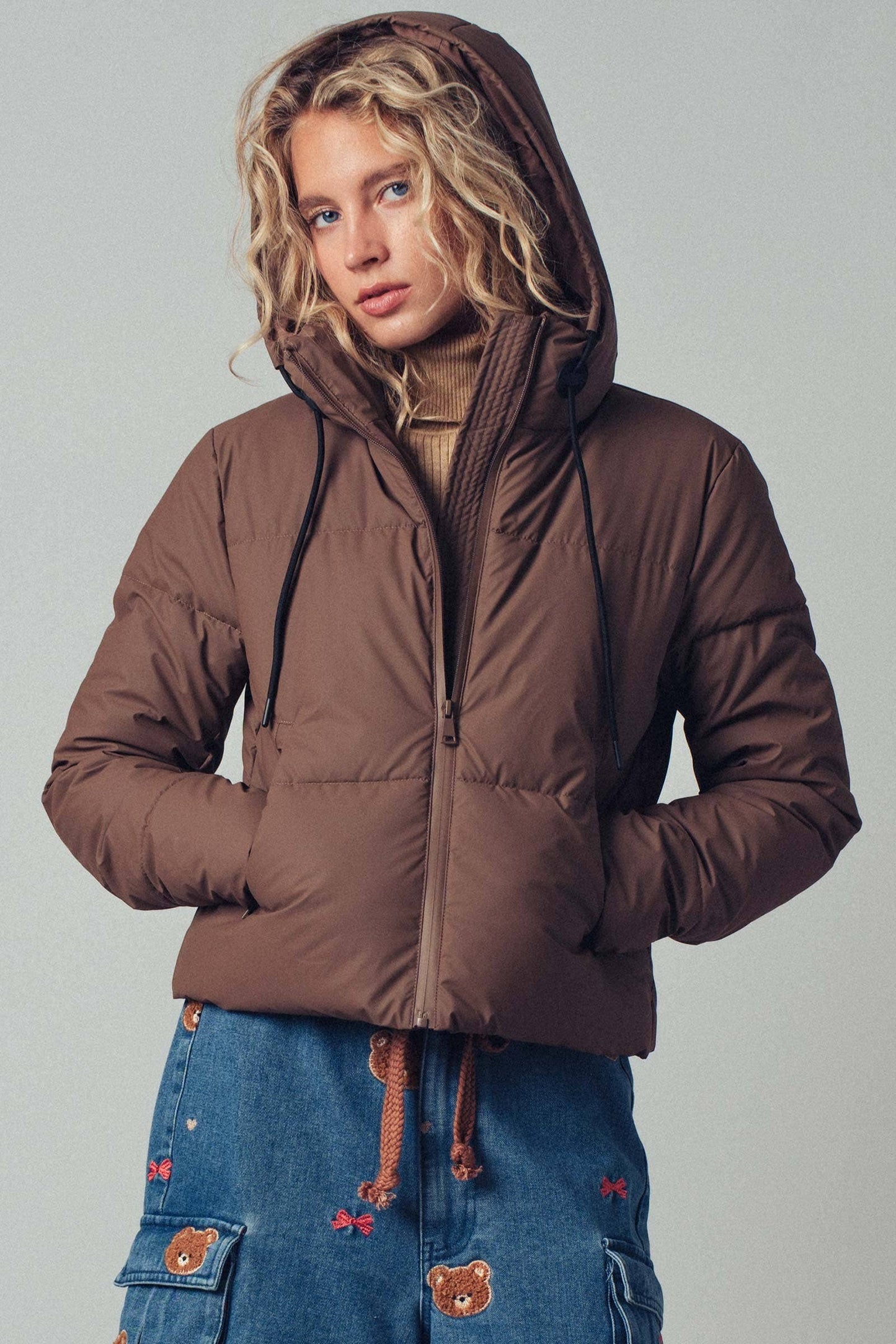 Cozy Drawstring Hooded Puffer Jacket: Chocolate