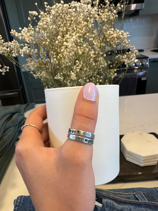Howdy Howdy Ring
